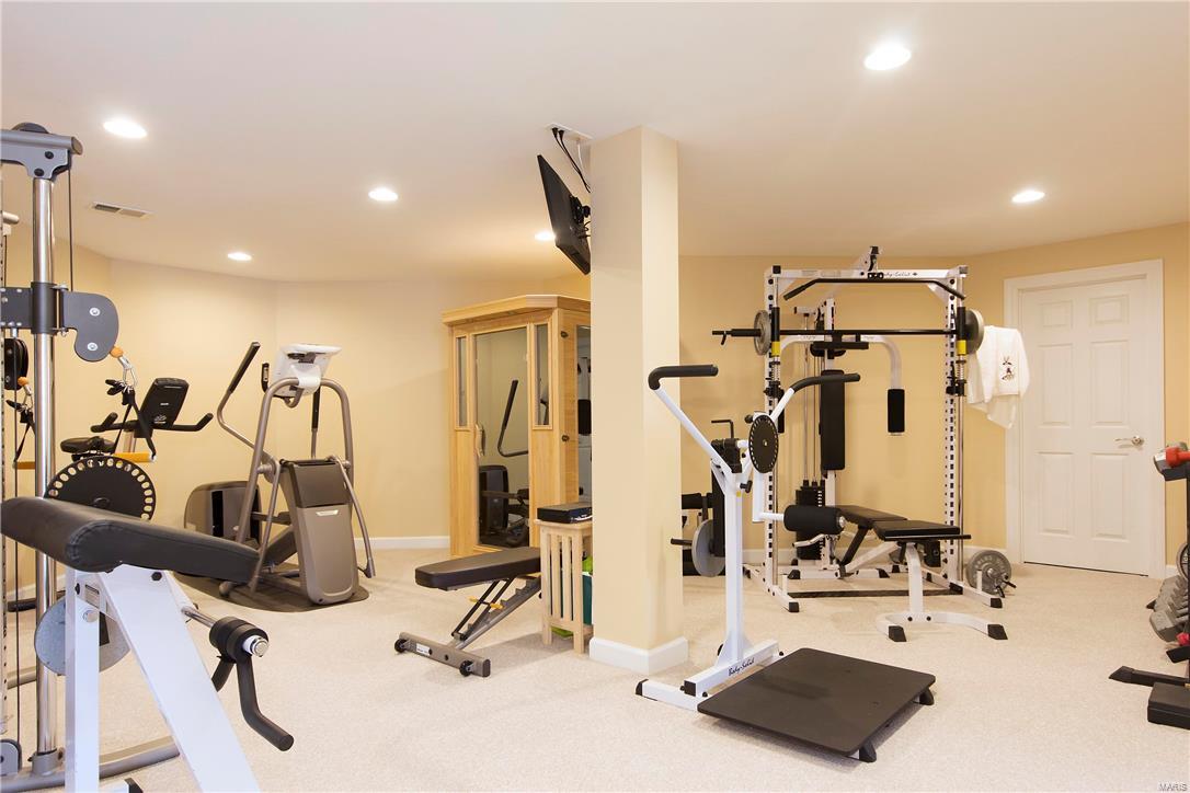 Summit Estate - Residential