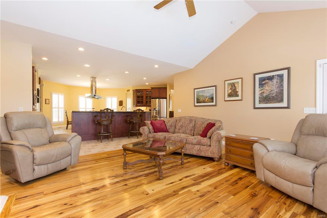 Summit Estate - Residential