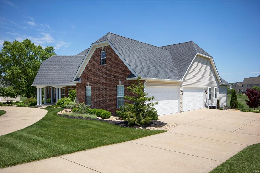 Summit Estate - Residential