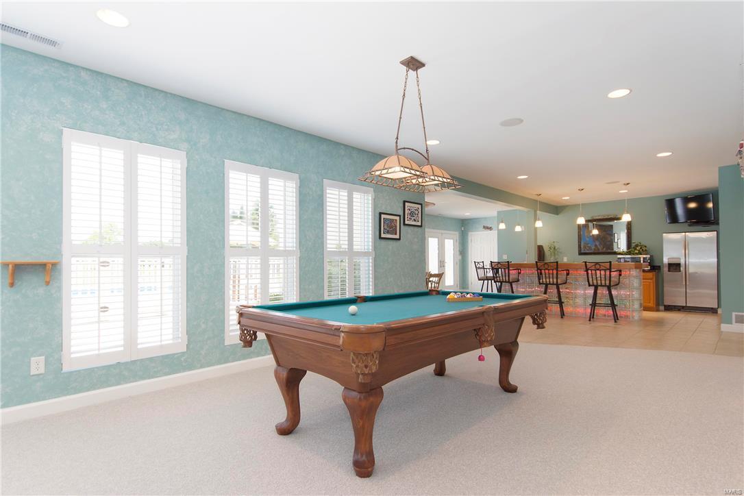 Summit Estate - Residential