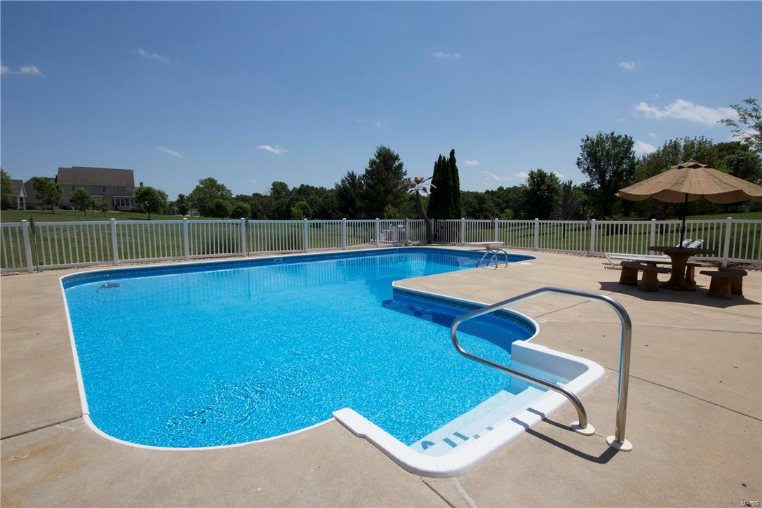 Summit Estate - Residential