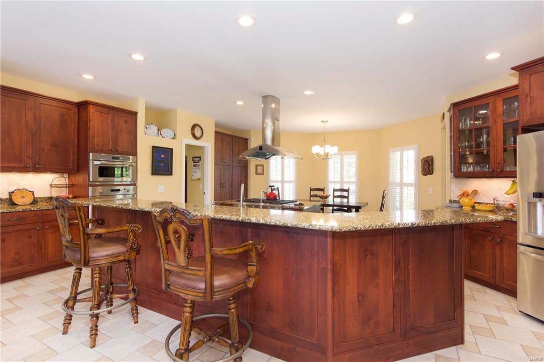 Summit Estate - Residential