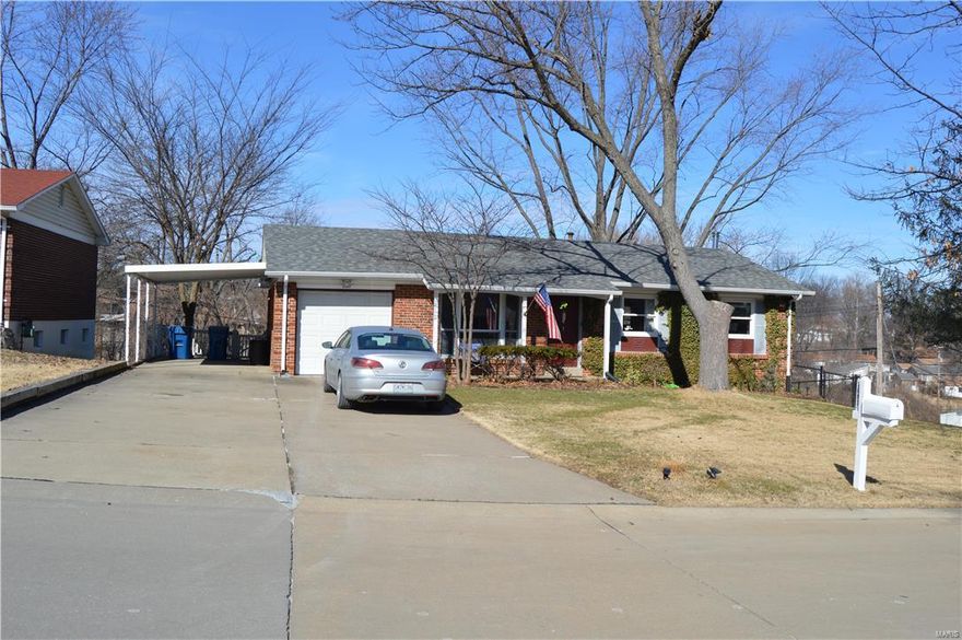 Ranch Home. 3 bedrooms, 1.5 baths located on private street, backs to common ground, mature trees, private patios, great views!!! Enter into the bright cheery living room with large southern facing picture window, west wall with floor to ceiling mirrors open up and enlarge the space. Living room opens to the kitchen/dining room combo with ceramic flooring, sliding doors to the back balcony, access to garage and lower level. Coat closet, kitchen pantry, freshly painted walls. Master bedroom offers private half bathroom, view of backyard and hardwood flooring. Main floor full bathroom has ceramic tiled bathtub surround & flooring. Lower level offers utility/laundry room with washer/dryer & Recreation room with walk out to back yard, concrete patio & firepit. One car garage and bonus side covered carport. Fenced yard, pets welcome!!! Parkway North School District. Centrally located near the Page & I-270