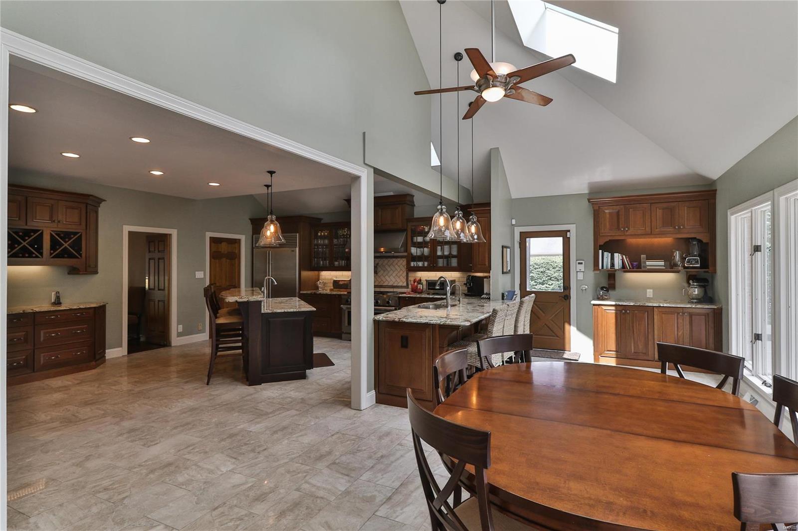 Frontenac Place - Residential