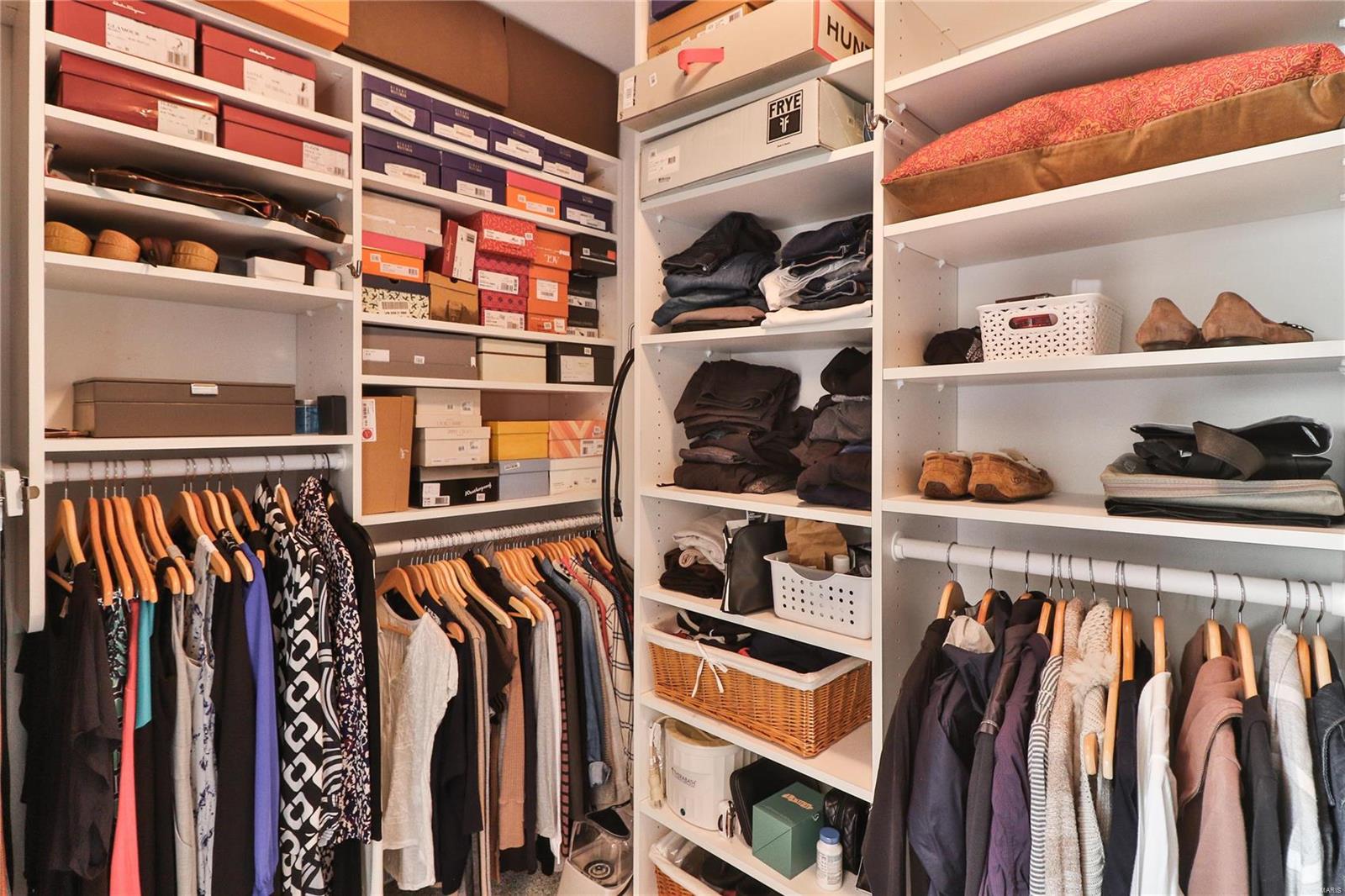 Frontenac Place - Residential