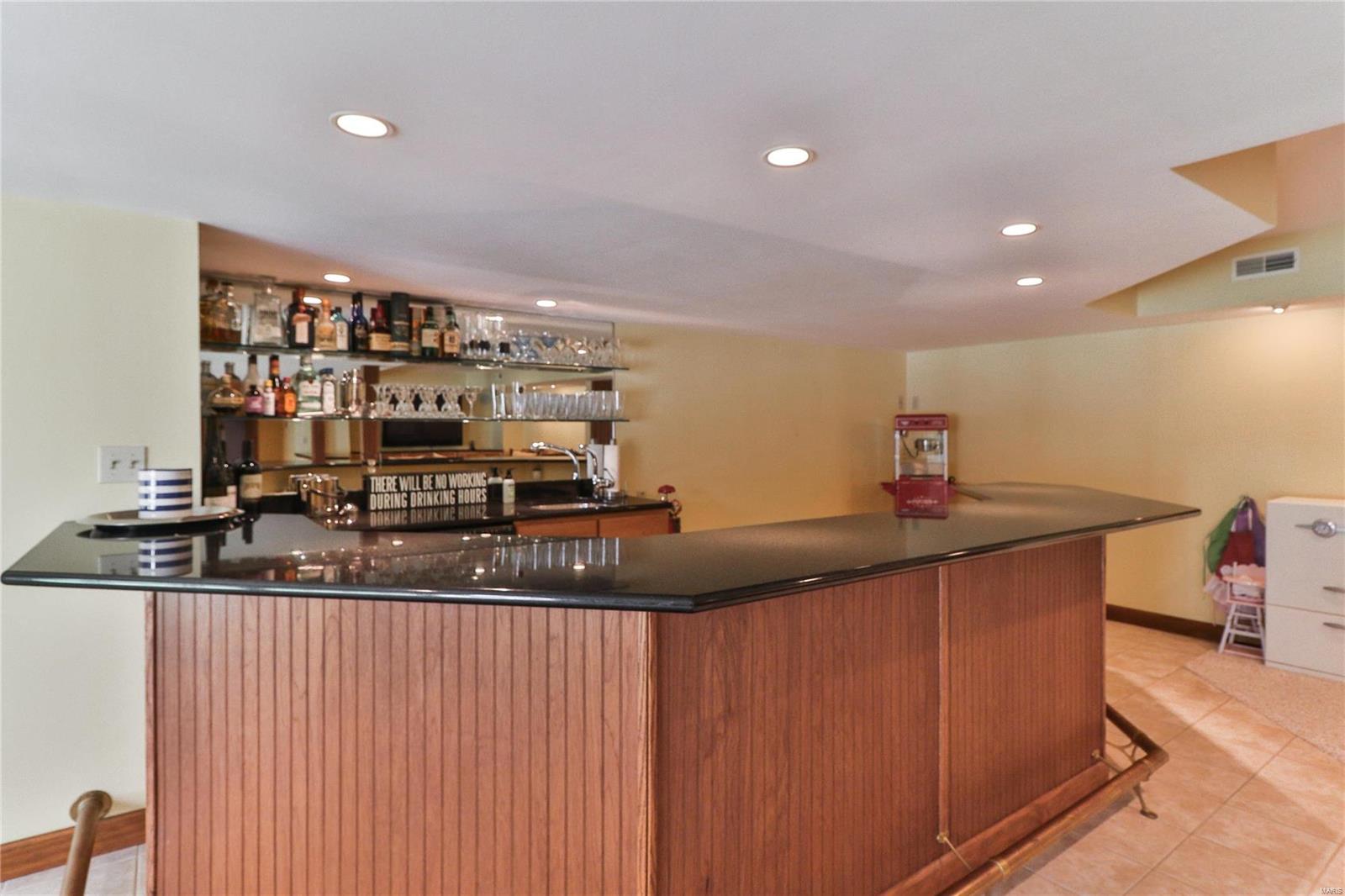 Frontenac Place - Residential