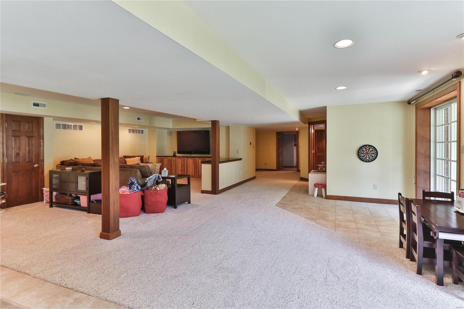 Frontenac Place - Residential