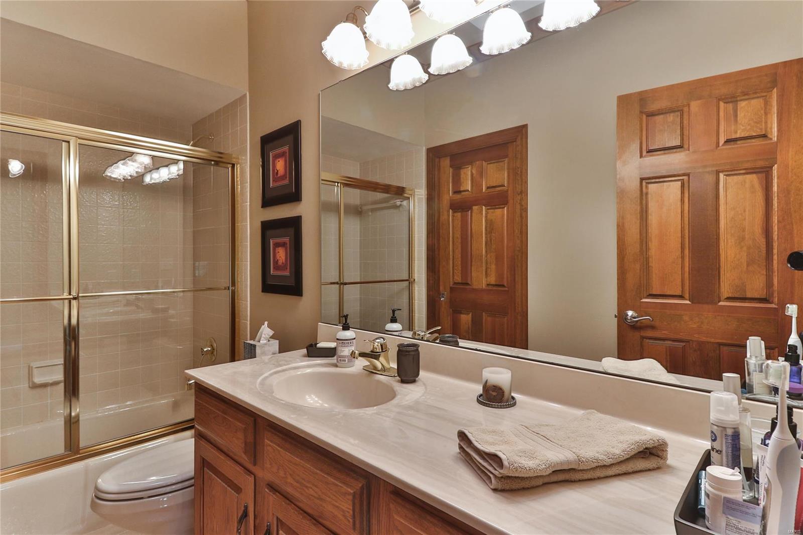 Frontenac Place - Residential