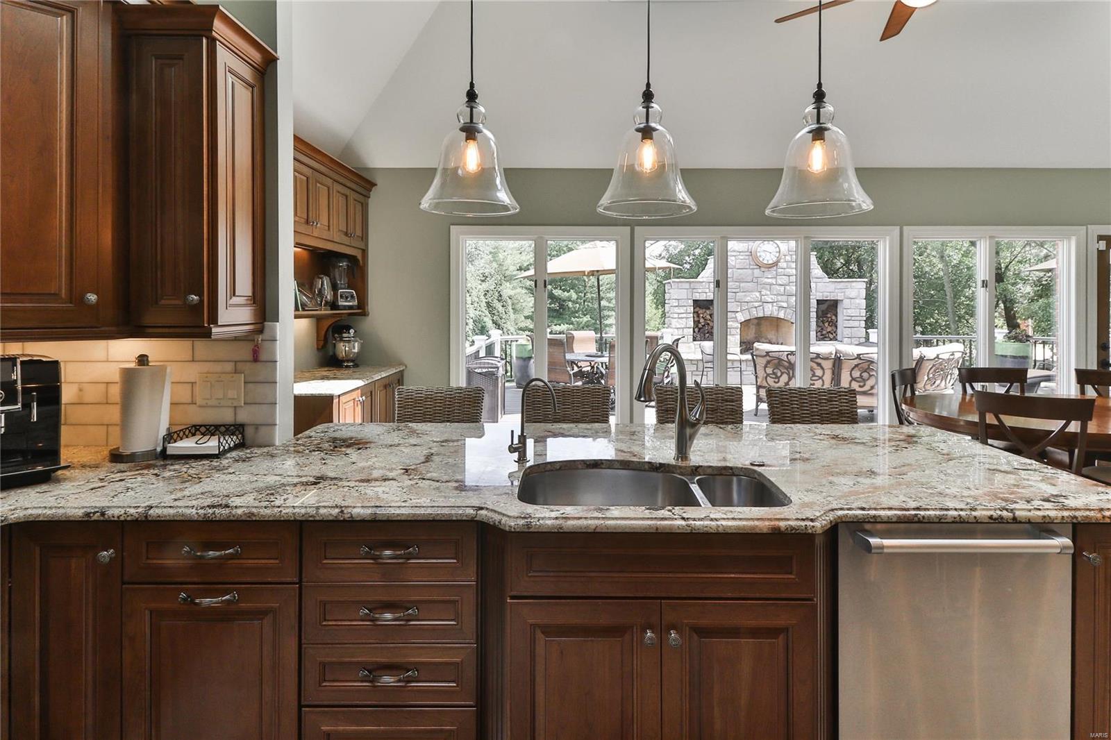 Frontenac Place - Residential