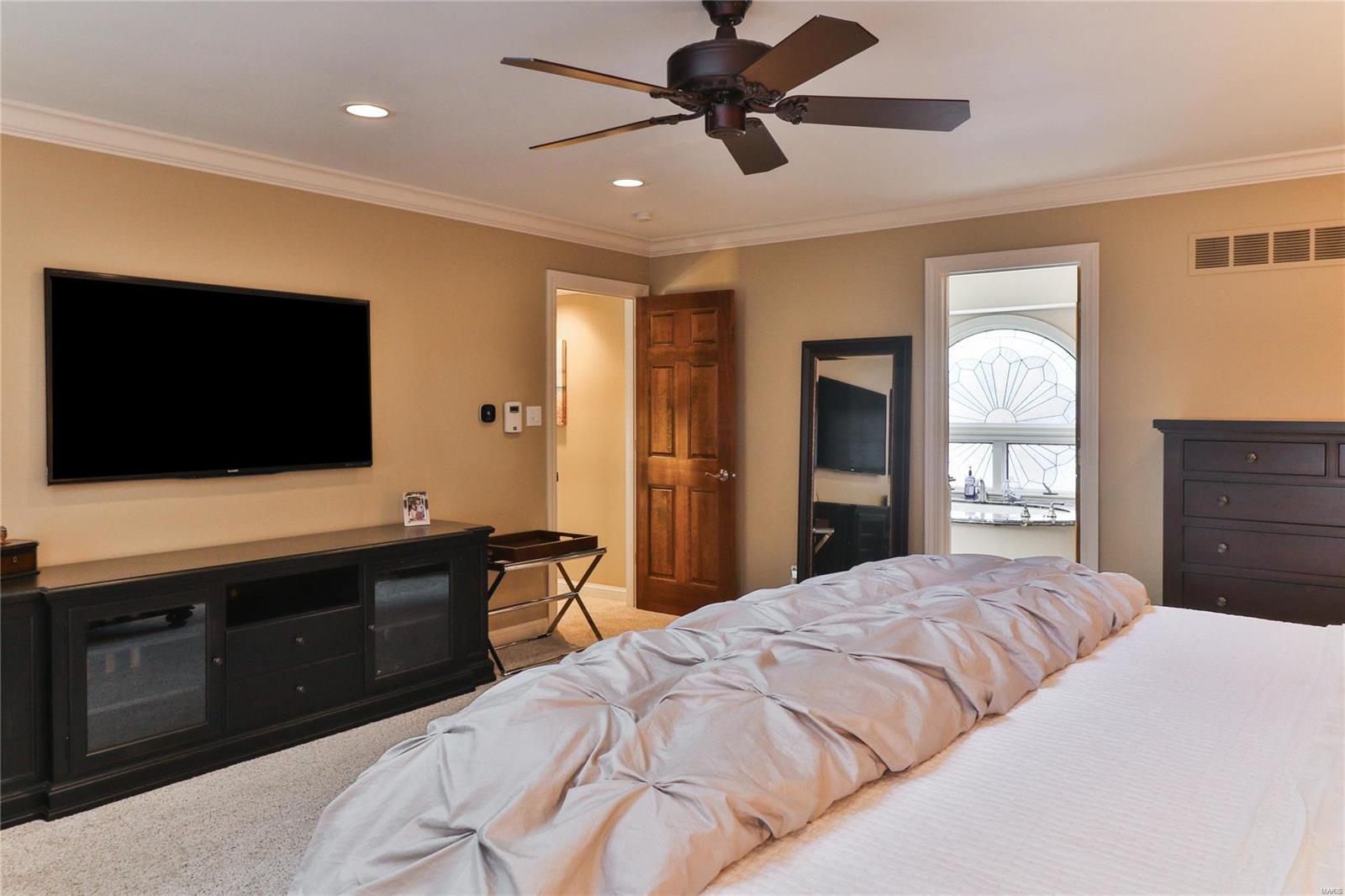 Frontenac Place - Residential