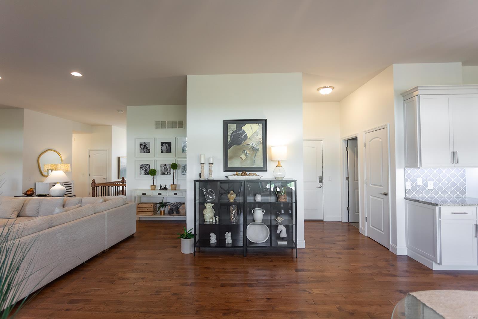 Pearl Ridge Estate Mittler Ac - Residential