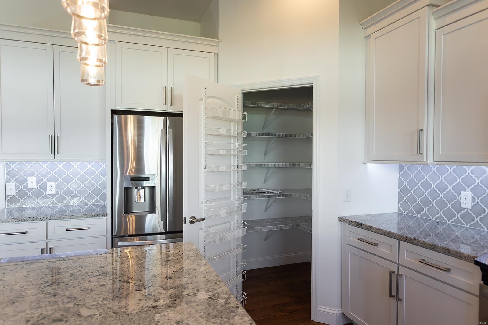 Pearl Ridge Estate Mittler Ac - Residential