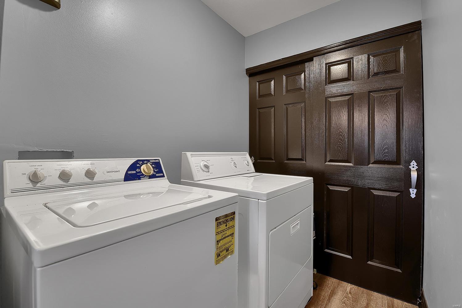 Stone Ridge Condos - Residential