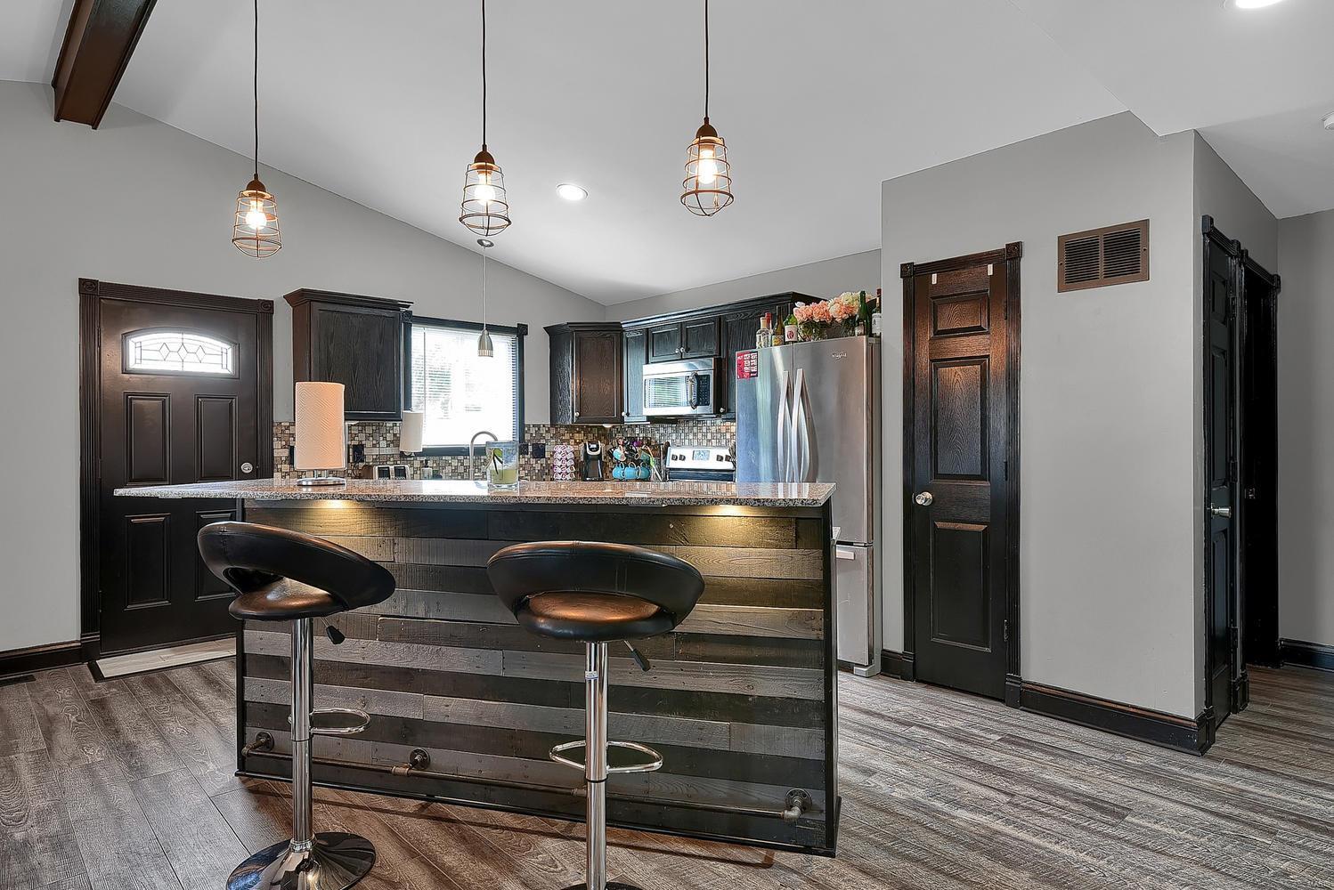 Stone Ridge Condos - Residential