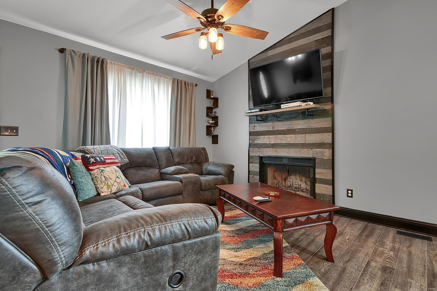 Stone Ridge Condos - Residential