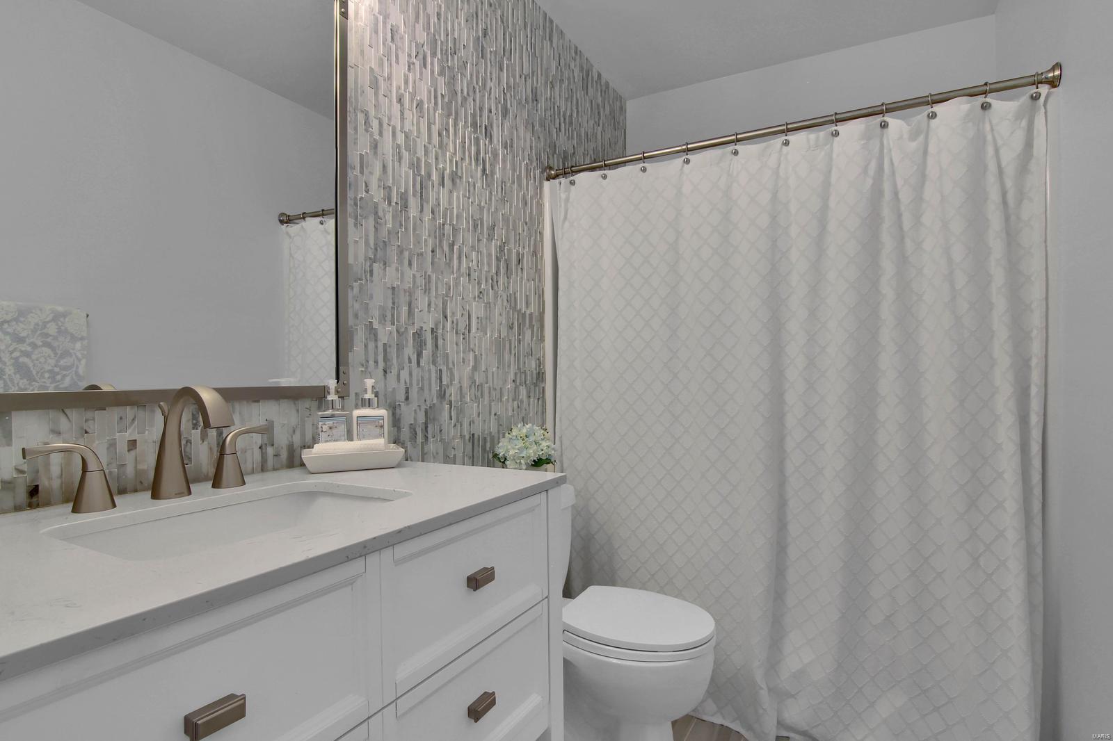 Chesterfield Farms One - Residential