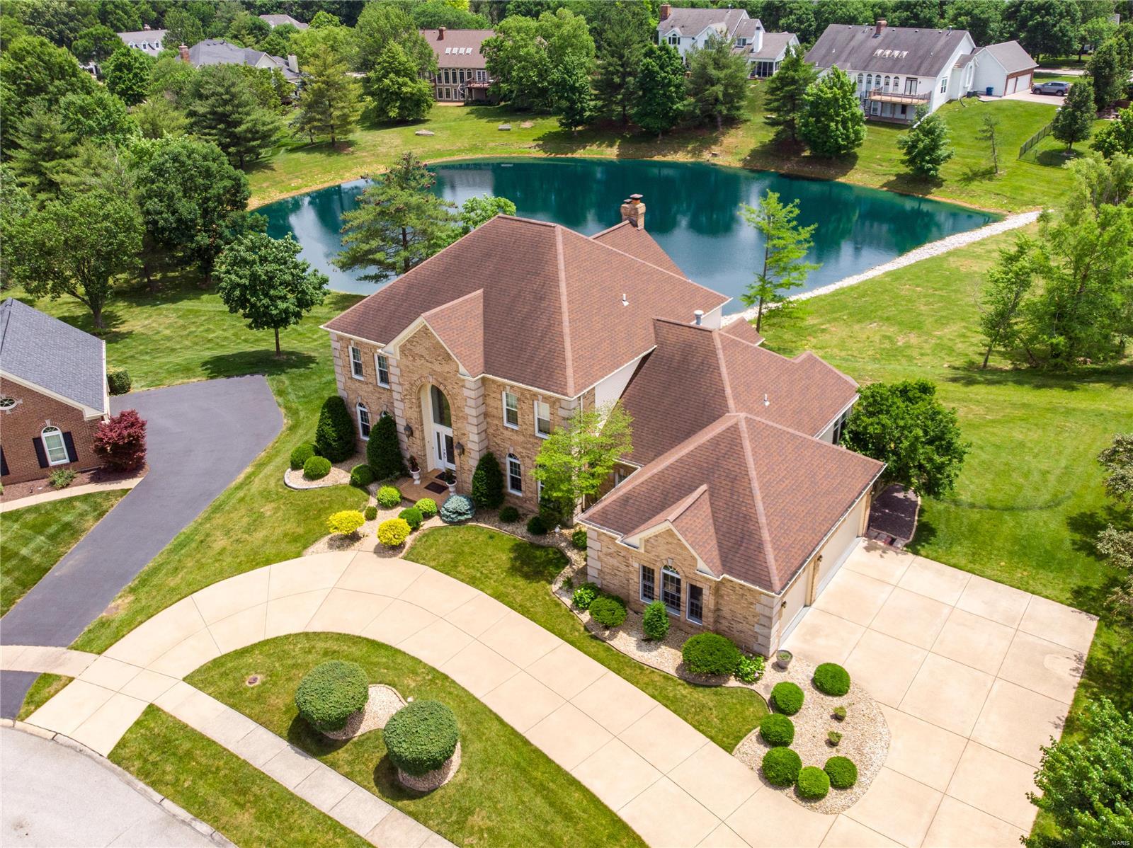 Manors Of Town & Country Bristol Manor - Residential