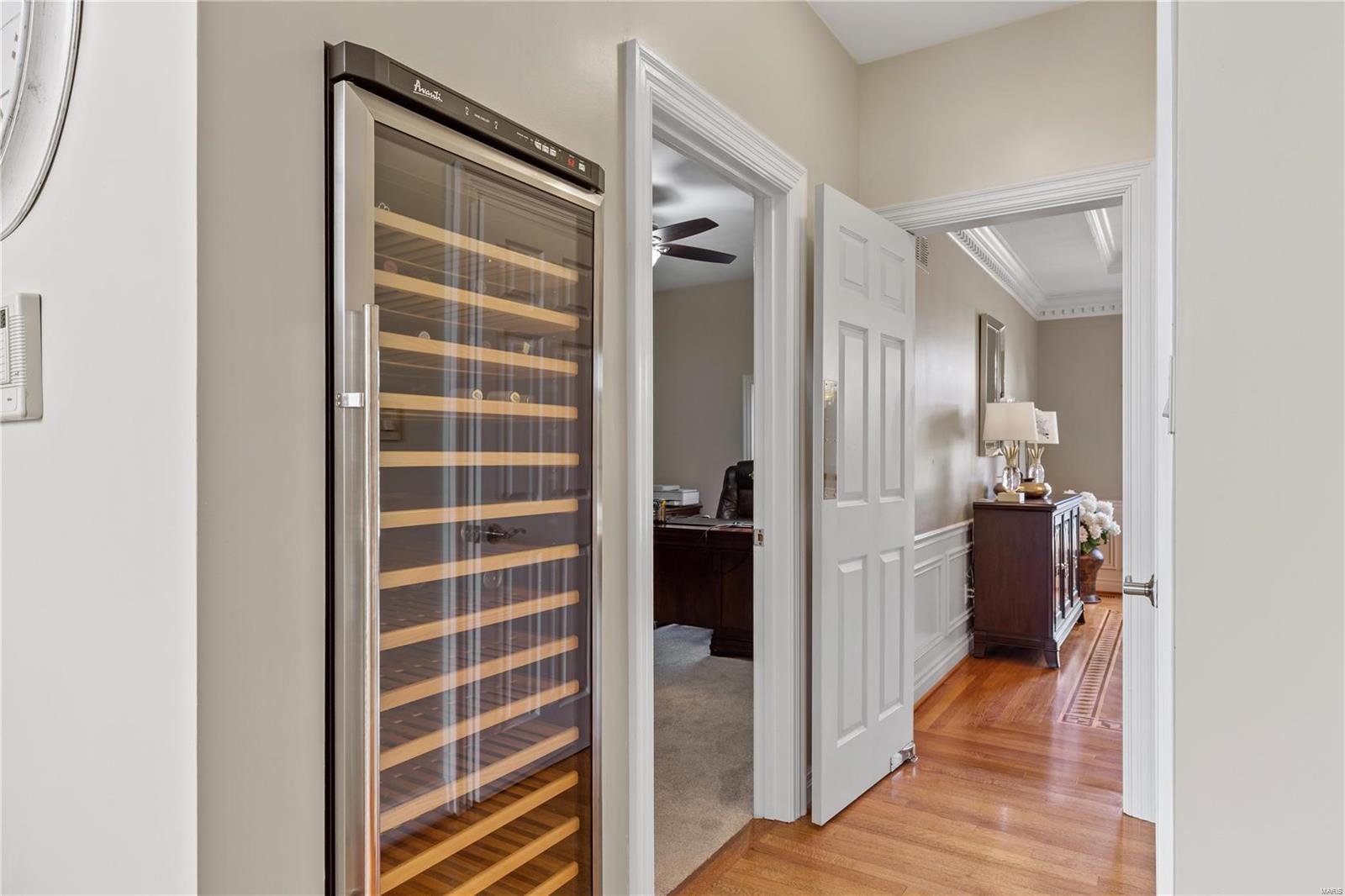 Manors Of Town & Country Bristol Manor - Residential