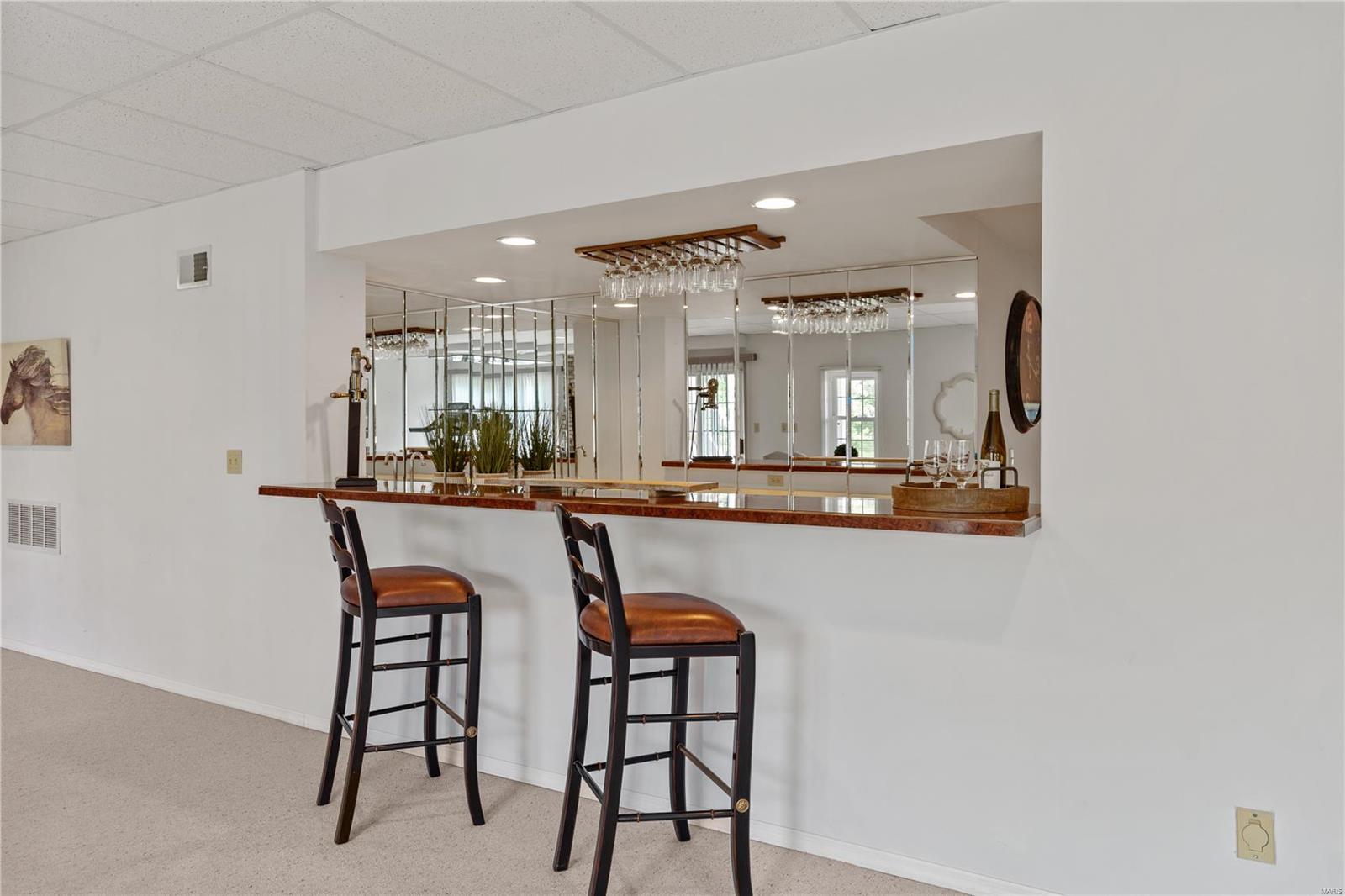 Manors Of Town & Country Bristol Manor - Residential