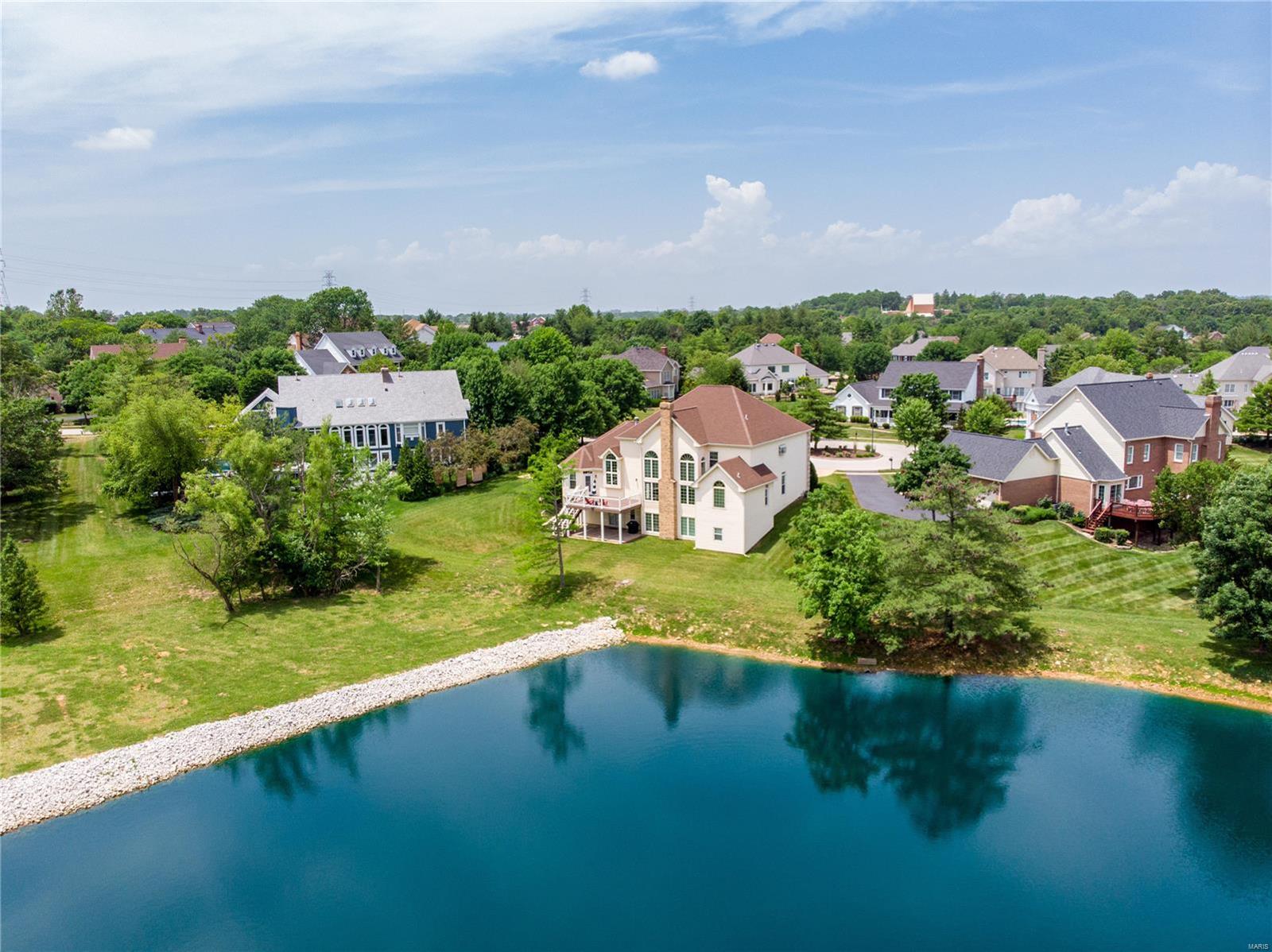 Manors Of Town & Country Bristol Manor - Residential