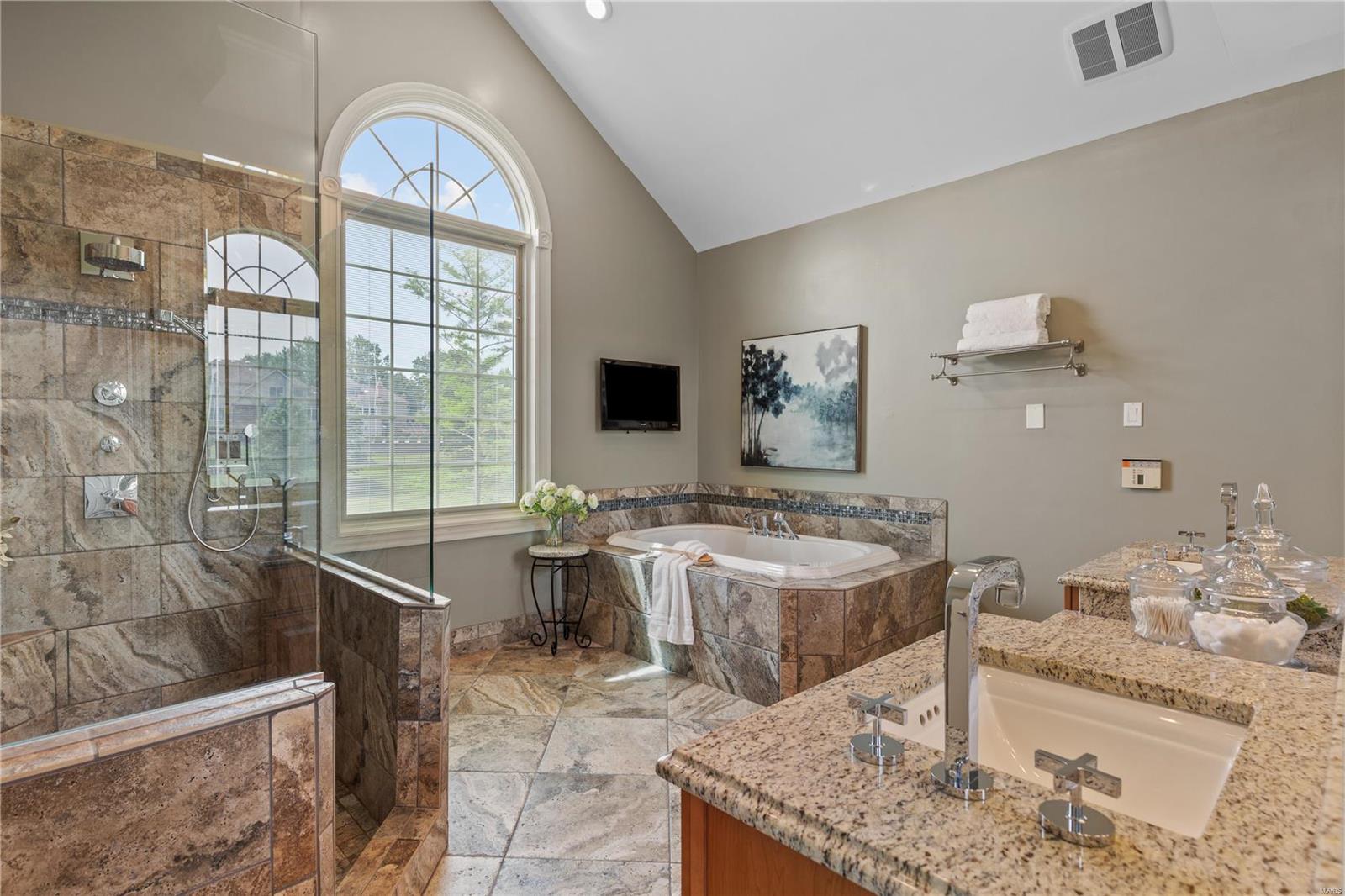 Manors Of Town & Country Bristol Manor - Residential