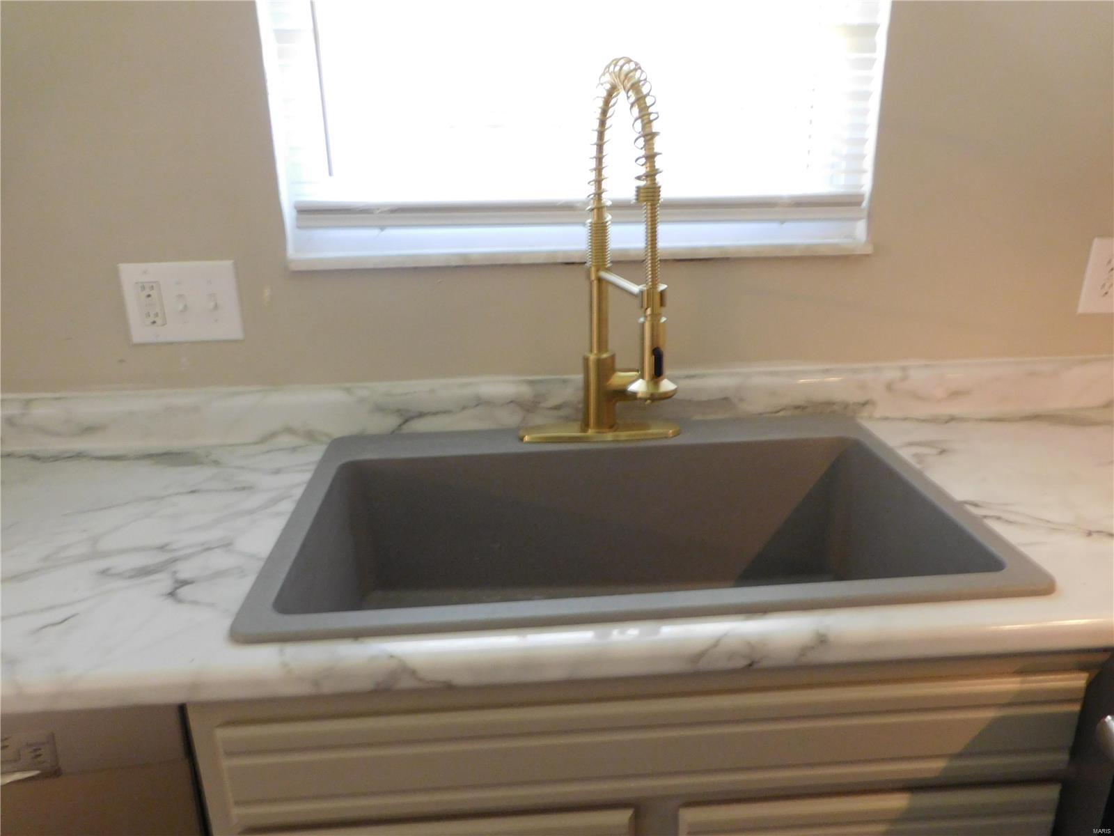 Scenic Mdws 3 - Residential