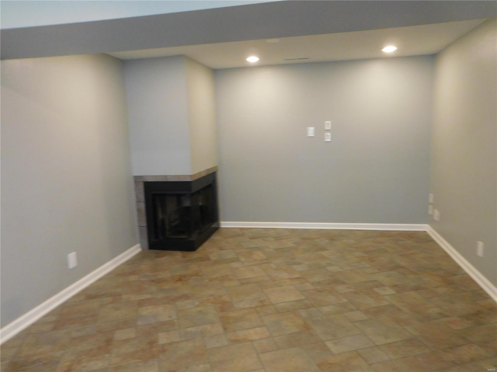 Scenic Mdws 3 - Residential