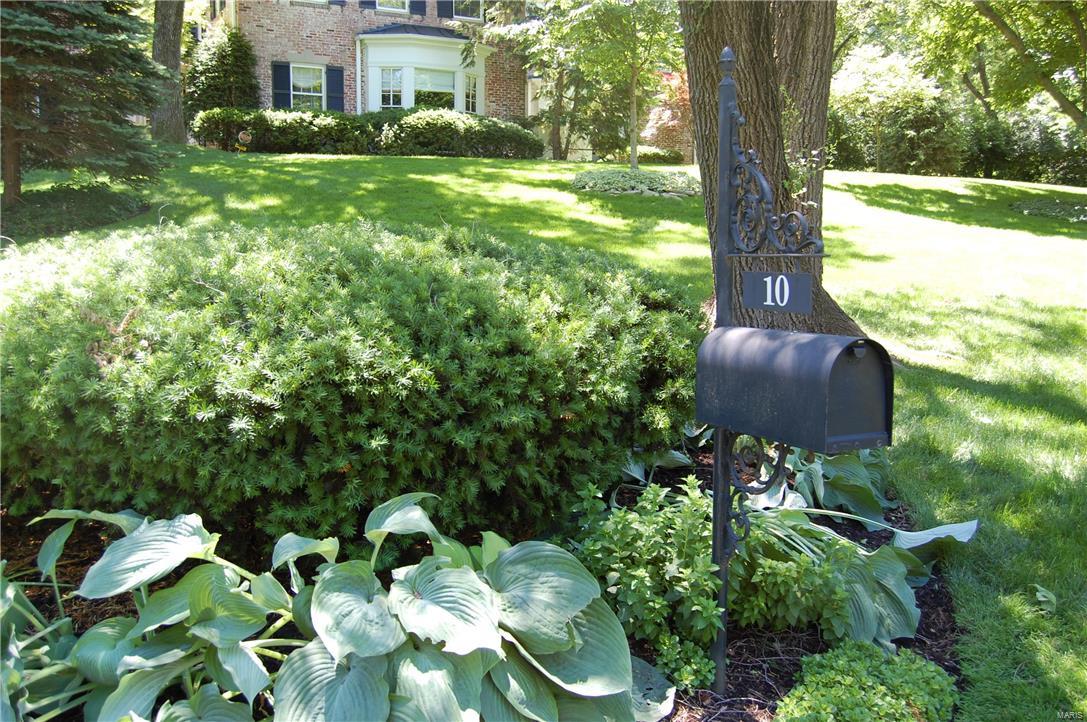 Briarcliff Lts 9 & 10 Bdy Adj - Residential