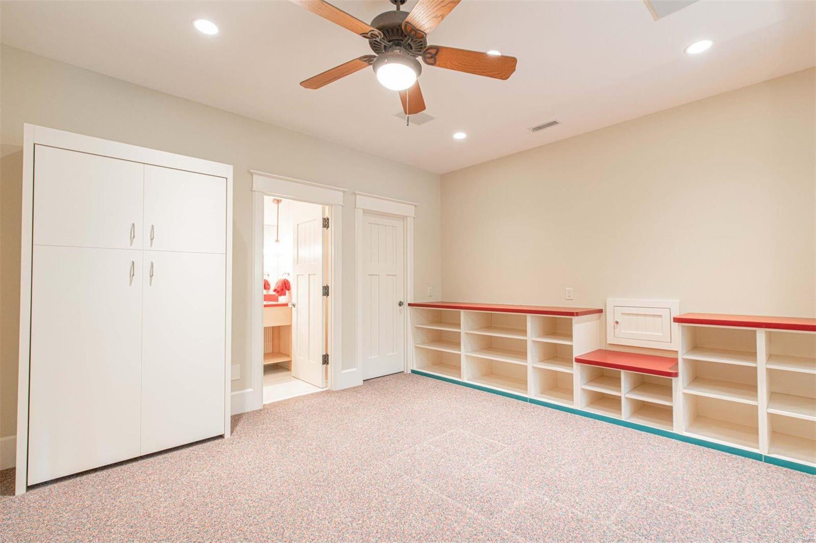 Wildhorse Spring Farm Ten - Residential