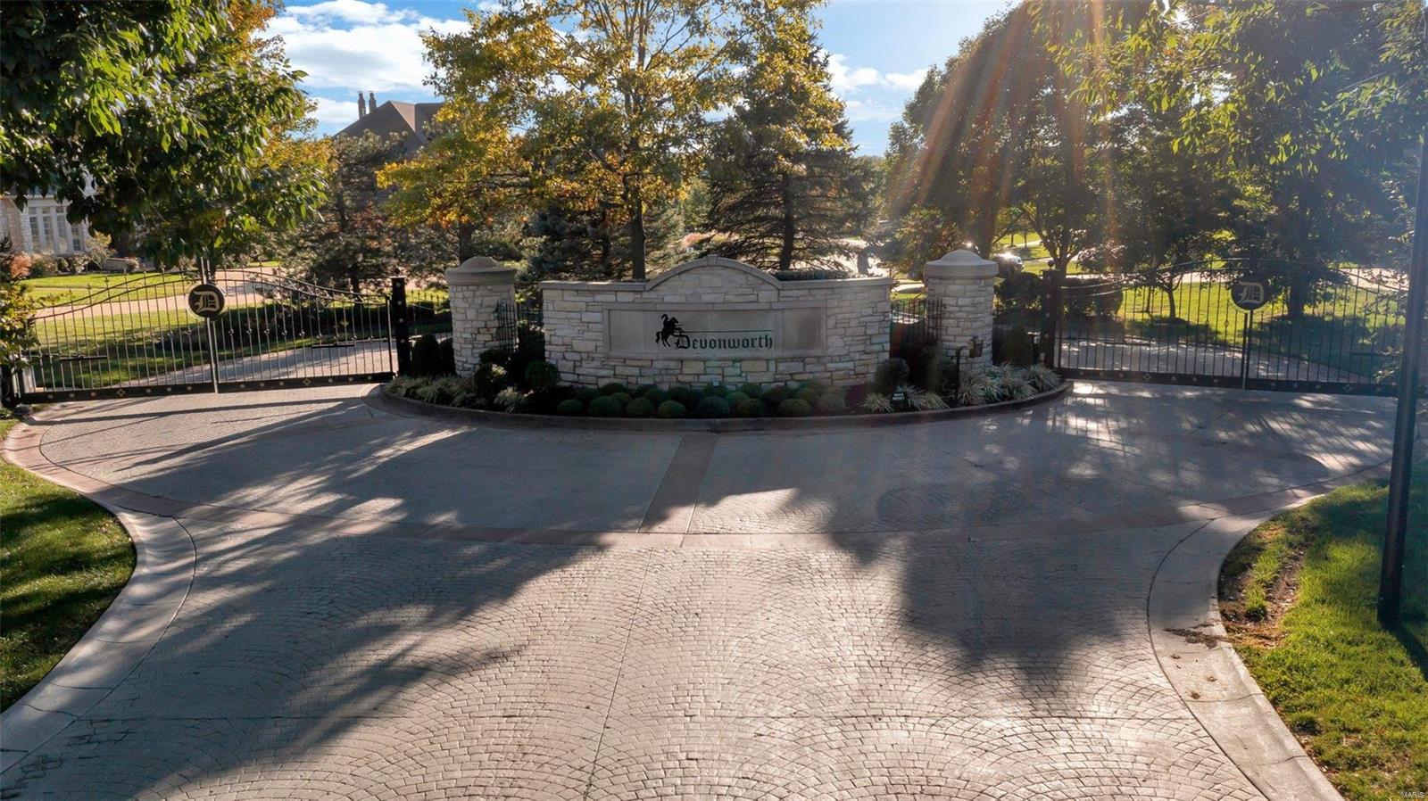 Devonworth - Residential