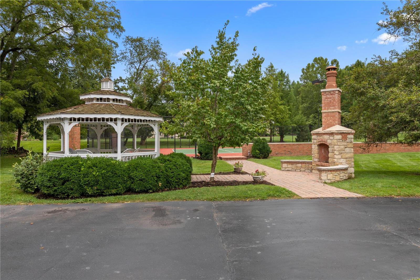 Brookhollow - Residential