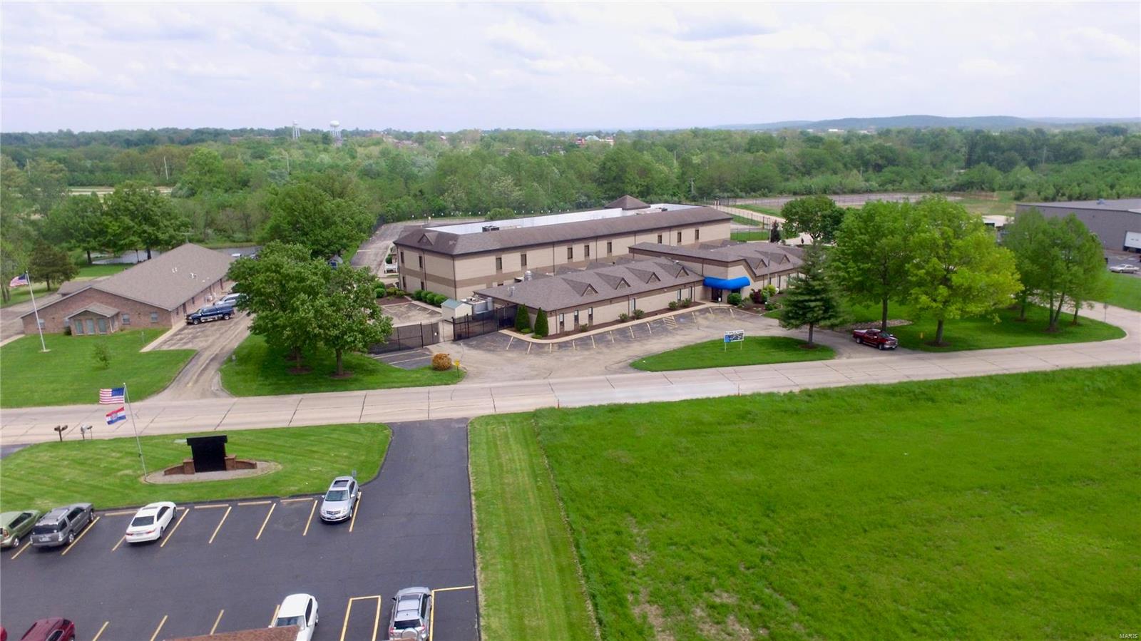 n/a - Commercial Sale