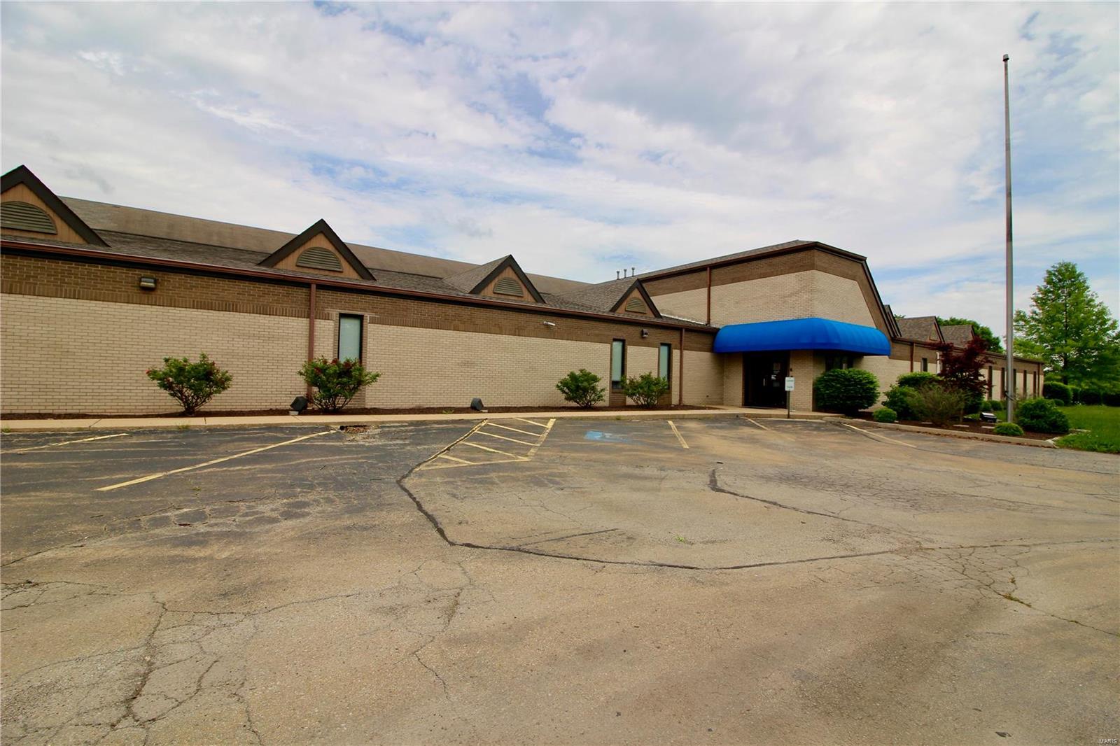 n/a - Commercial Sale