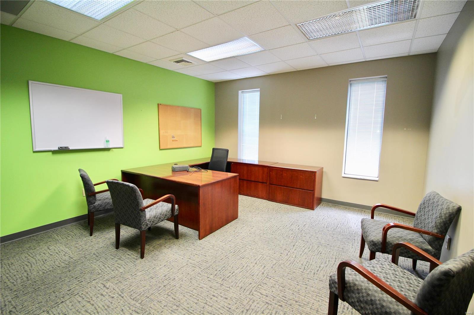 n/a - Commercial Sale