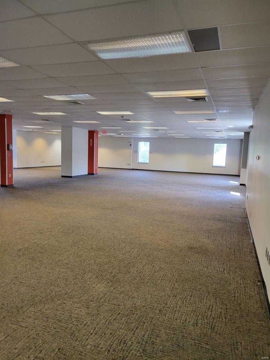 n/a - Commercial Sale