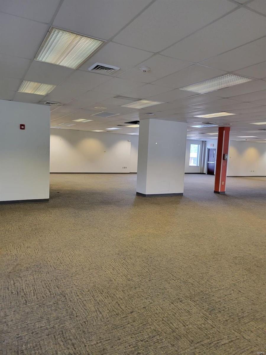 n/a - Commercial Sale