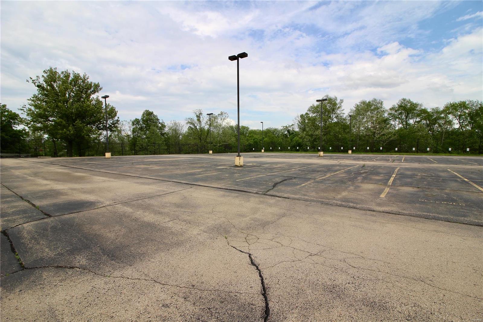 n/a - Commercial Sale