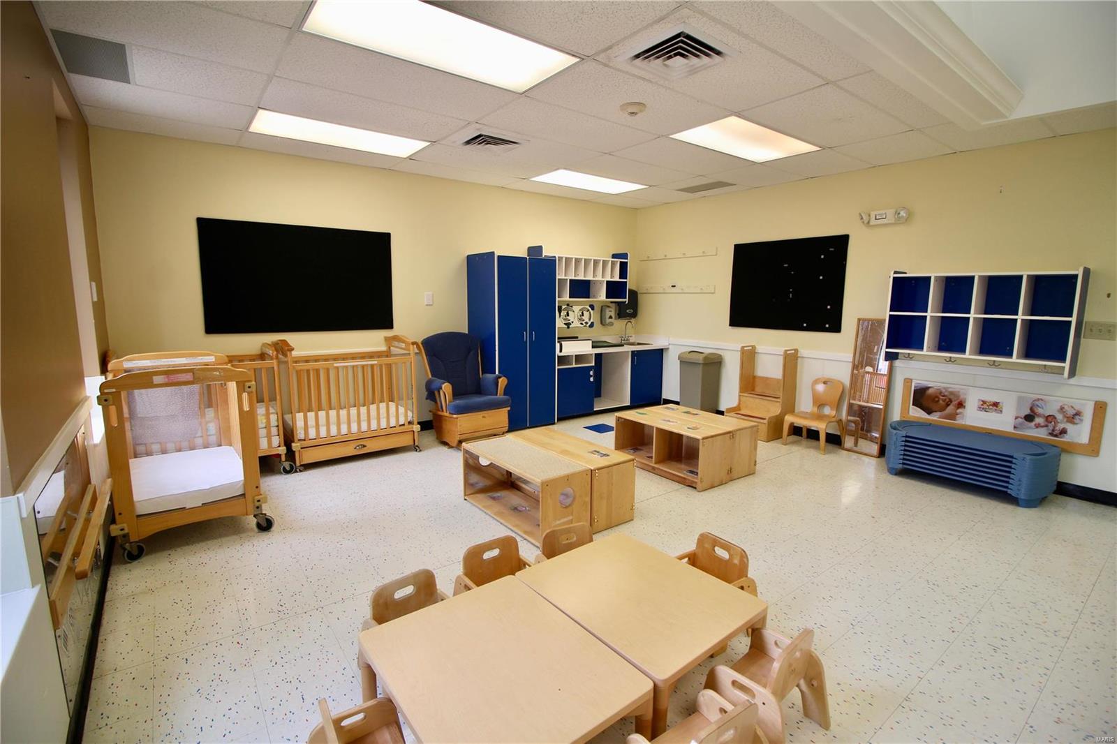 n/a - Commercial Sale