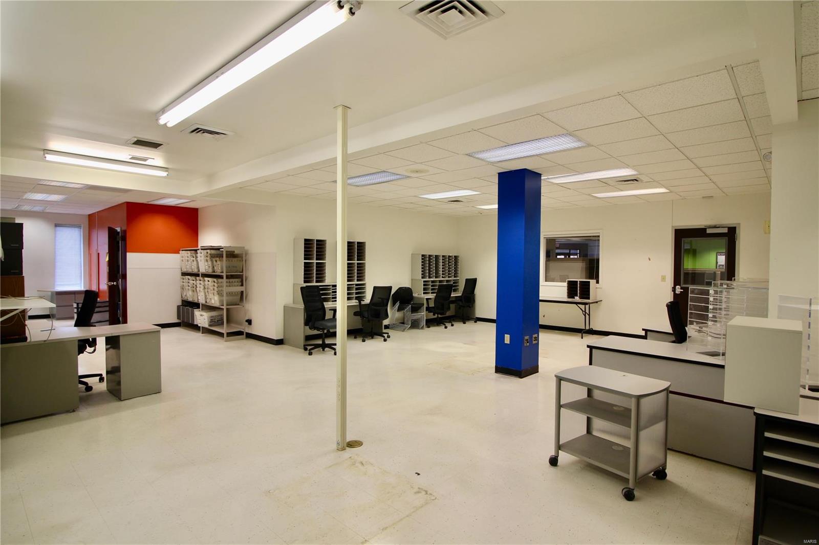 n/a - Commercial Sale