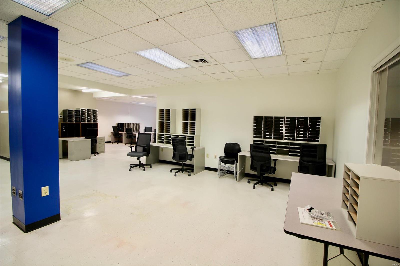 n/a - Commercial Sale