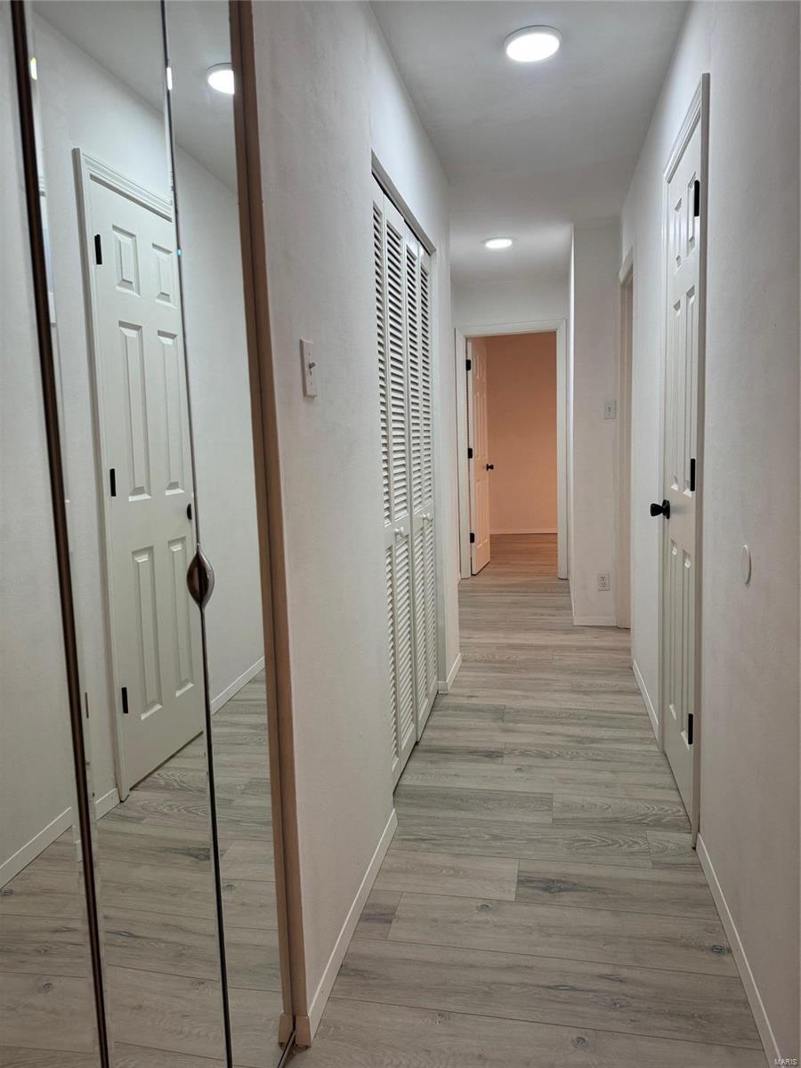 Hazelcrest Condo - Residential