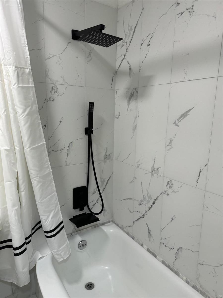 Hazelcrest Condo - Residential