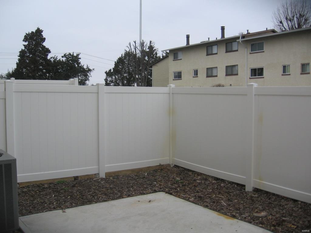 Kiefer Creek Condo - Residential Lease