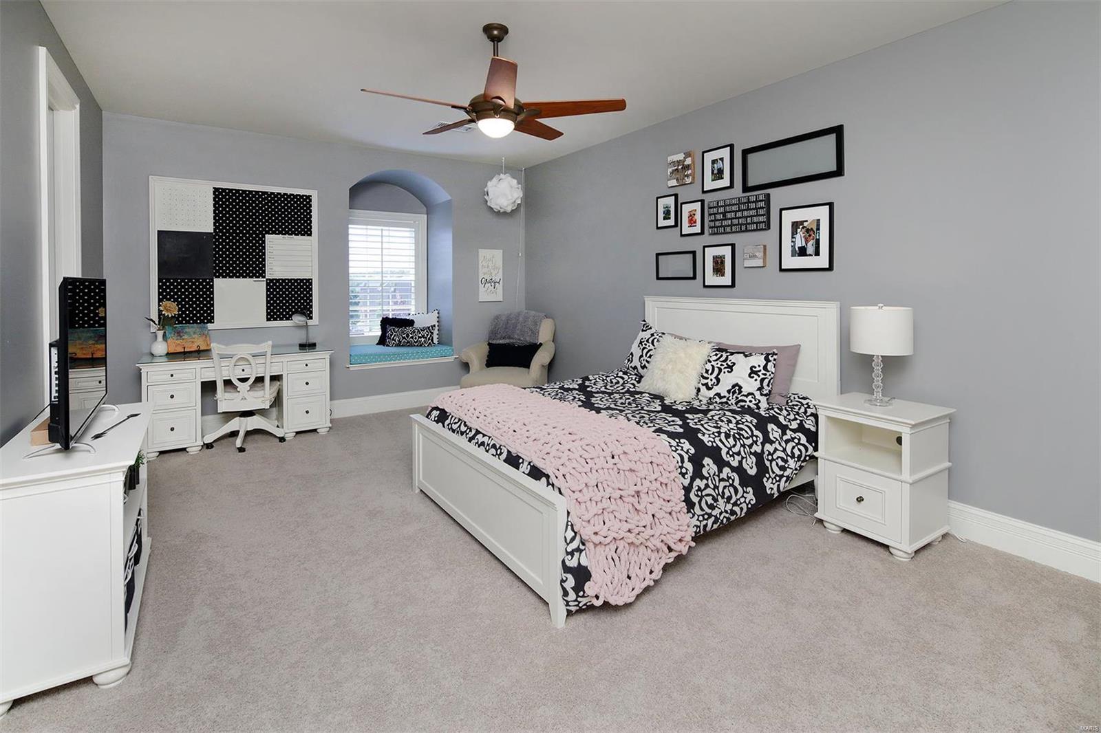 Fox Hill Farms - Residential