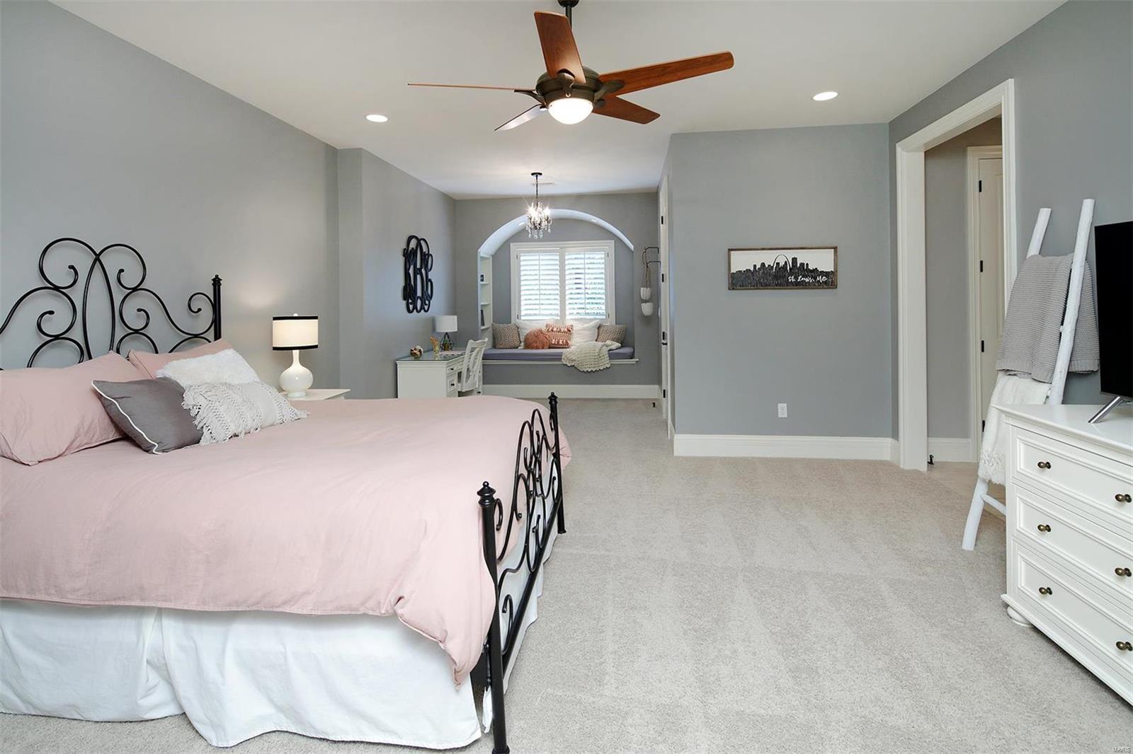 Fox Hill Farms - Residential