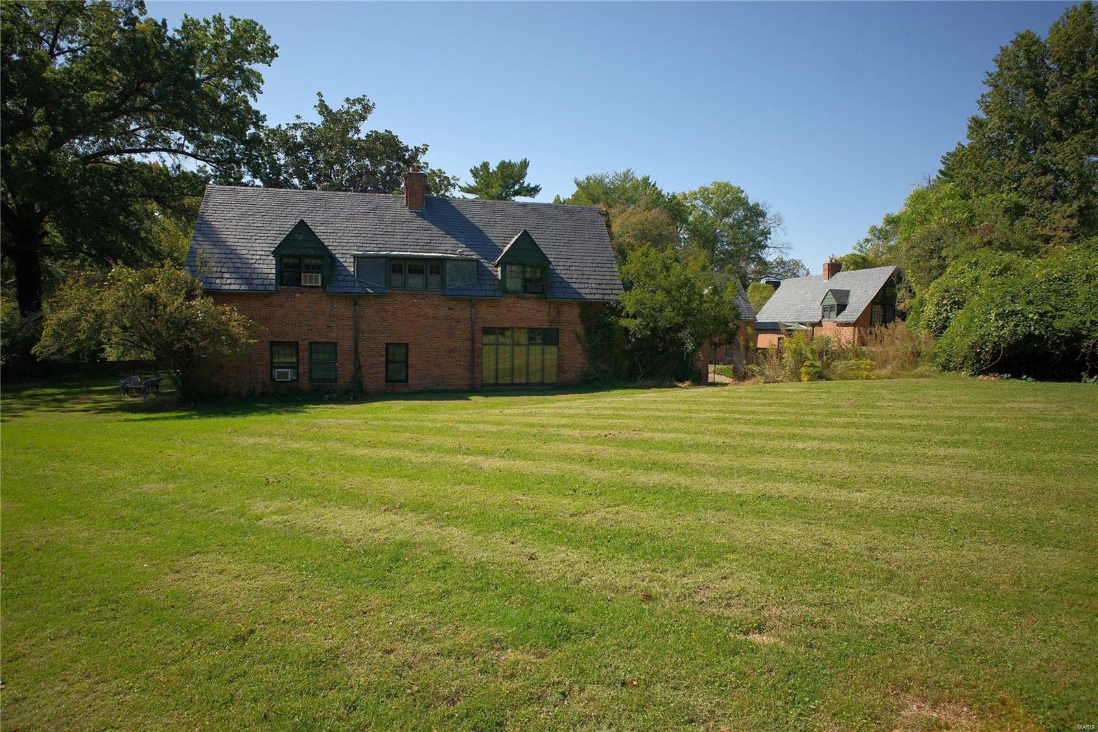 New St Louis Country Club - Residential