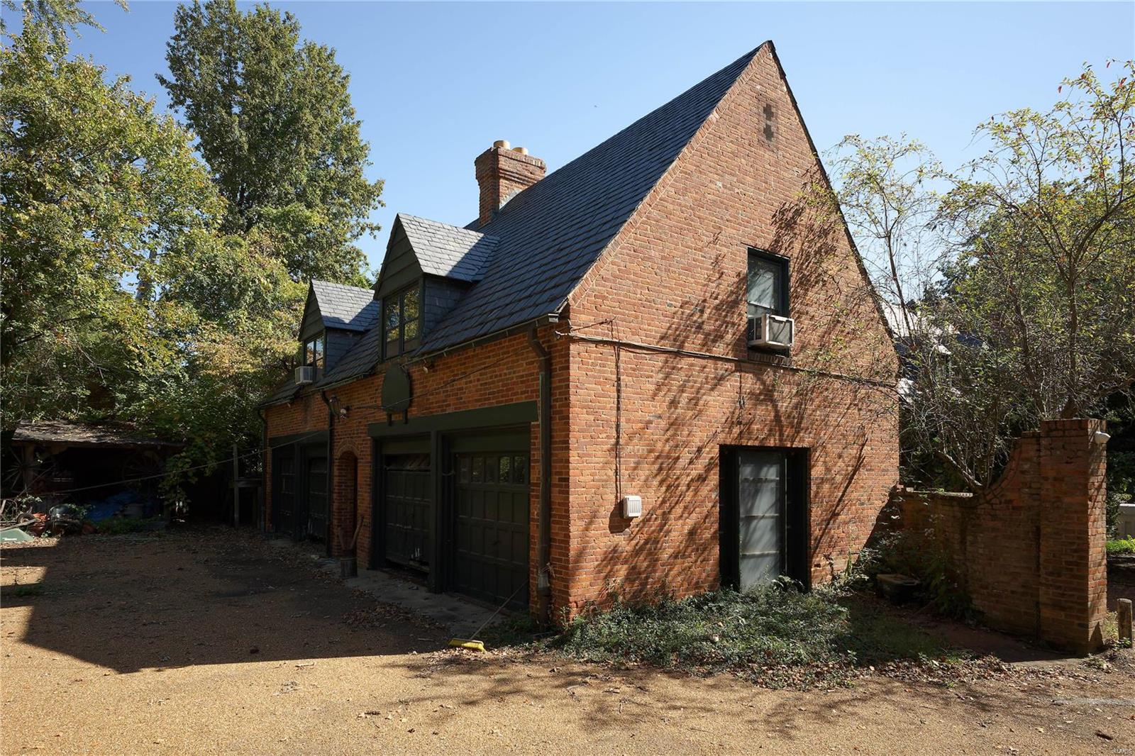 New St Louis Country Club - Residential