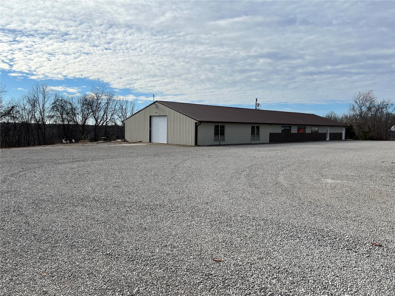 RURAL - Commercial Sale