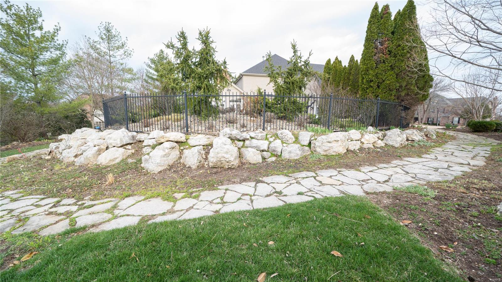 Country Lake Estates - Residential