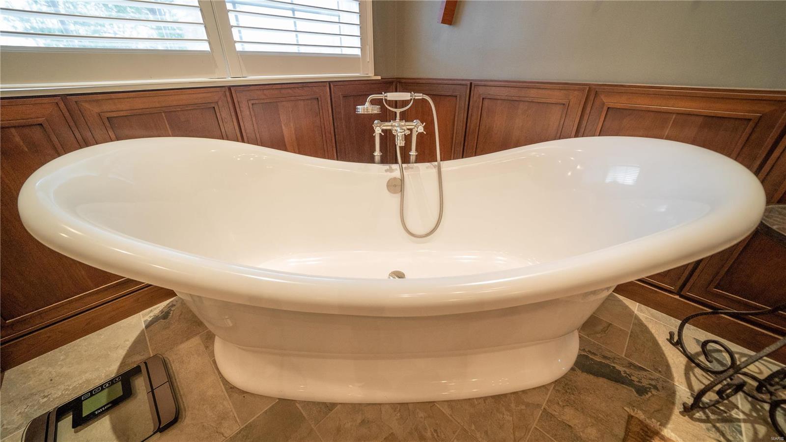 Country Lake Estates - Residential